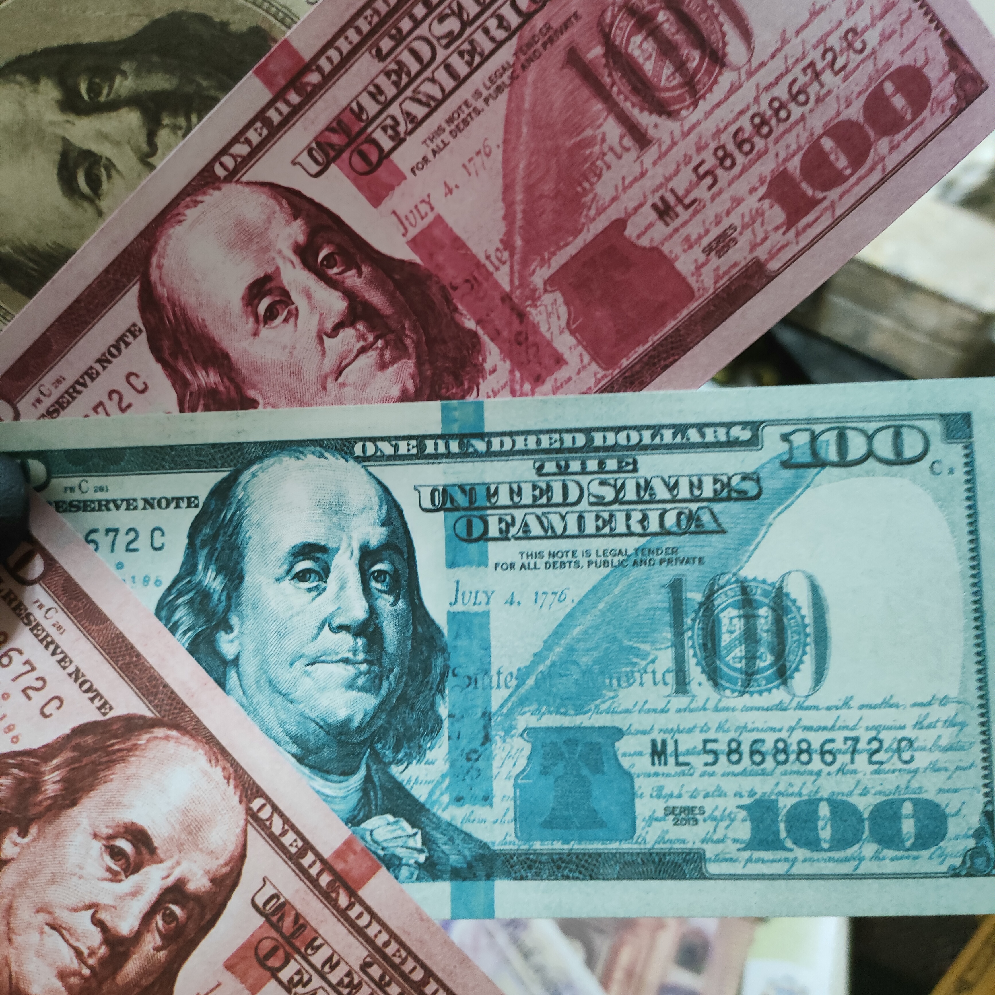 💵پک ۱۰عددی  صد دلار فانتزی آبی سینمایی + پاکت و باند رول و سه عدد اسکناس سینمایی و۱۰۰ یورو درجه دو ( نوشته SIMILAR دار)100$🇺🇸