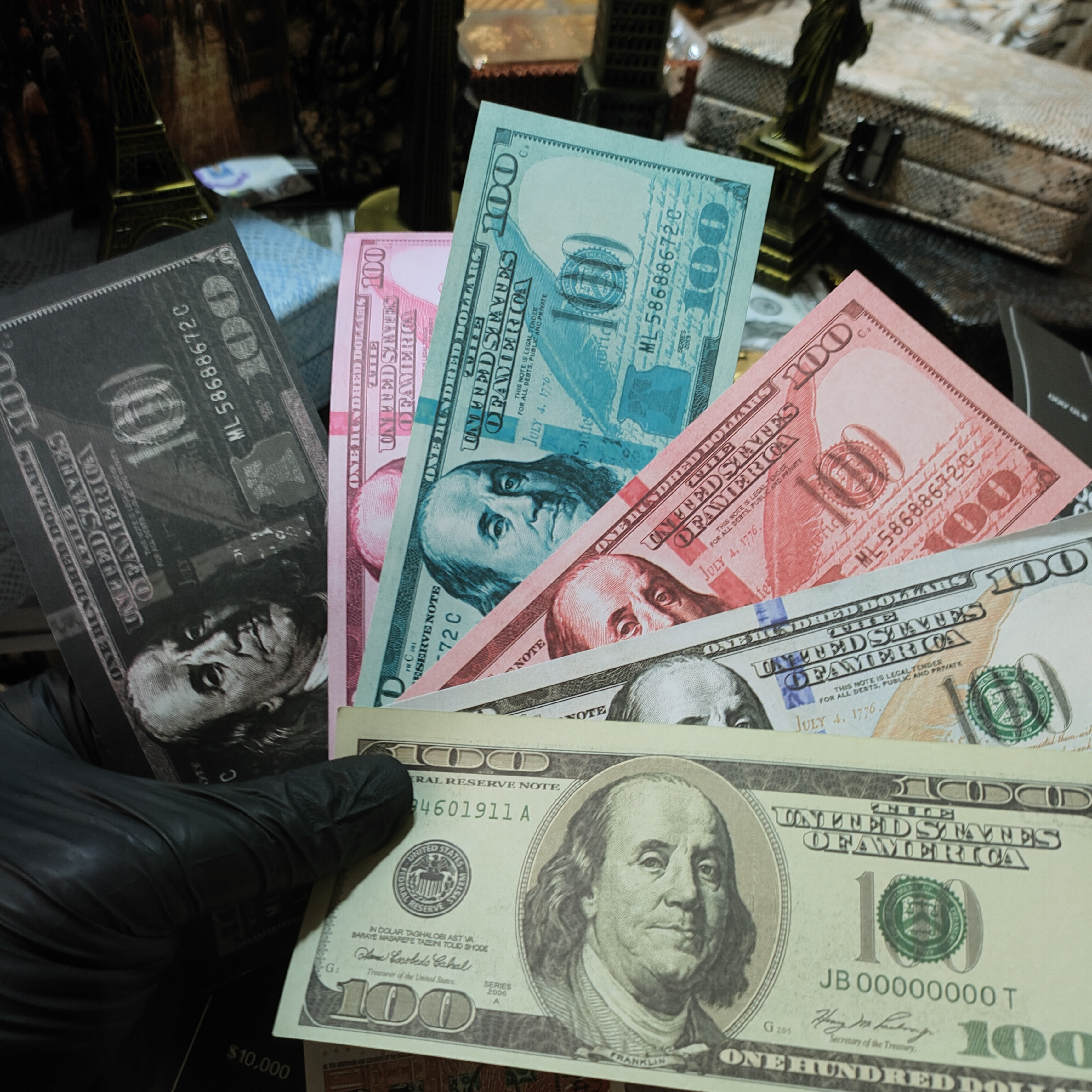 💵پک ۱۰ عددی صد دلارسبز( قدیم) سینمایی + پاکت و باند رول و سه عدد اسکناس سینمایی و۱۰۰ یورو درجه دو ( نوشته SIMILAR دار)100$🇺🇸